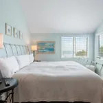 4308 Windswept Oceanfront Villa