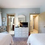 4906 Turtle Point Villa