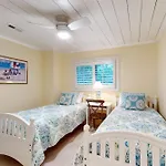 99 Surfscoter Lane