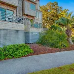4365 Windswept Lakeside Villa