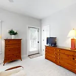 44 Muirfield Ln
