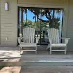 4976 Turtle Point