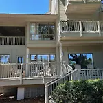 4976 Turtle Point