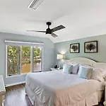 4846 Turtle Cove