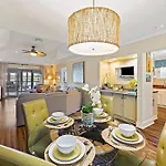 16 Inlet Cove