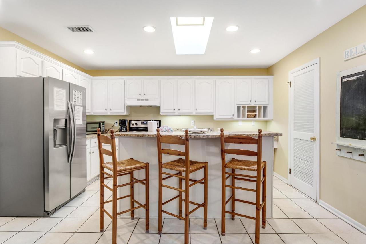 1054 Sparrow Pond Kiawah Island