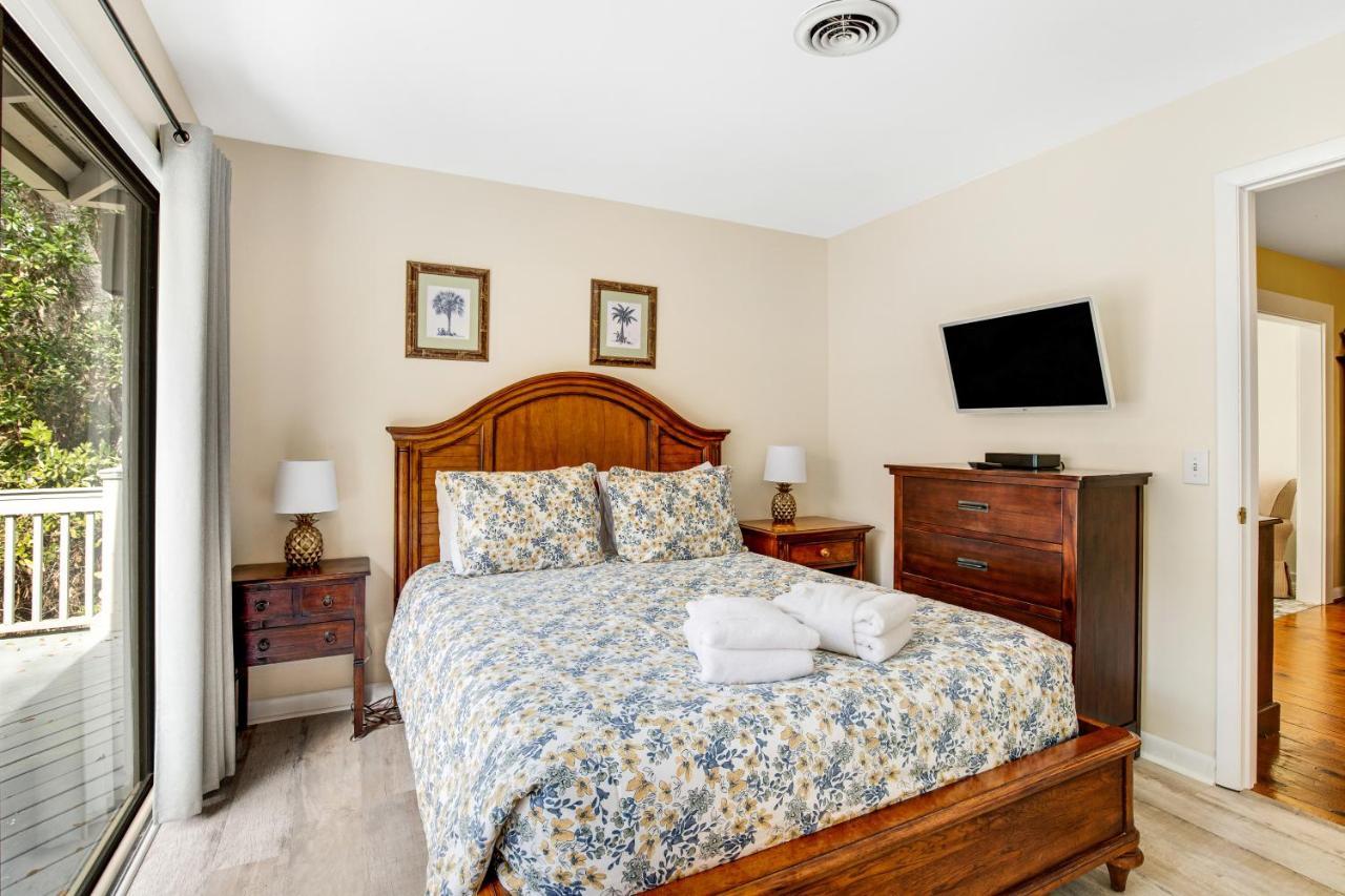 1054 Sparrow Pond Kiawah Island