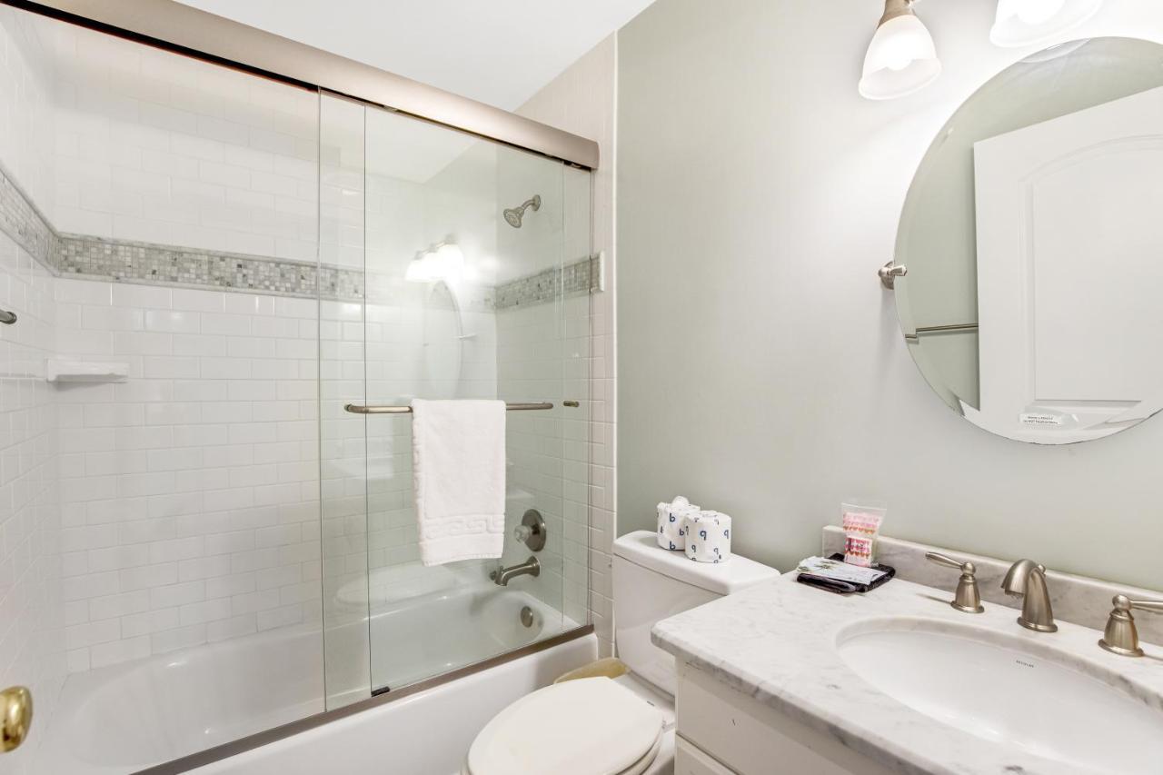 1054 Sparrow Pond Holiday home *