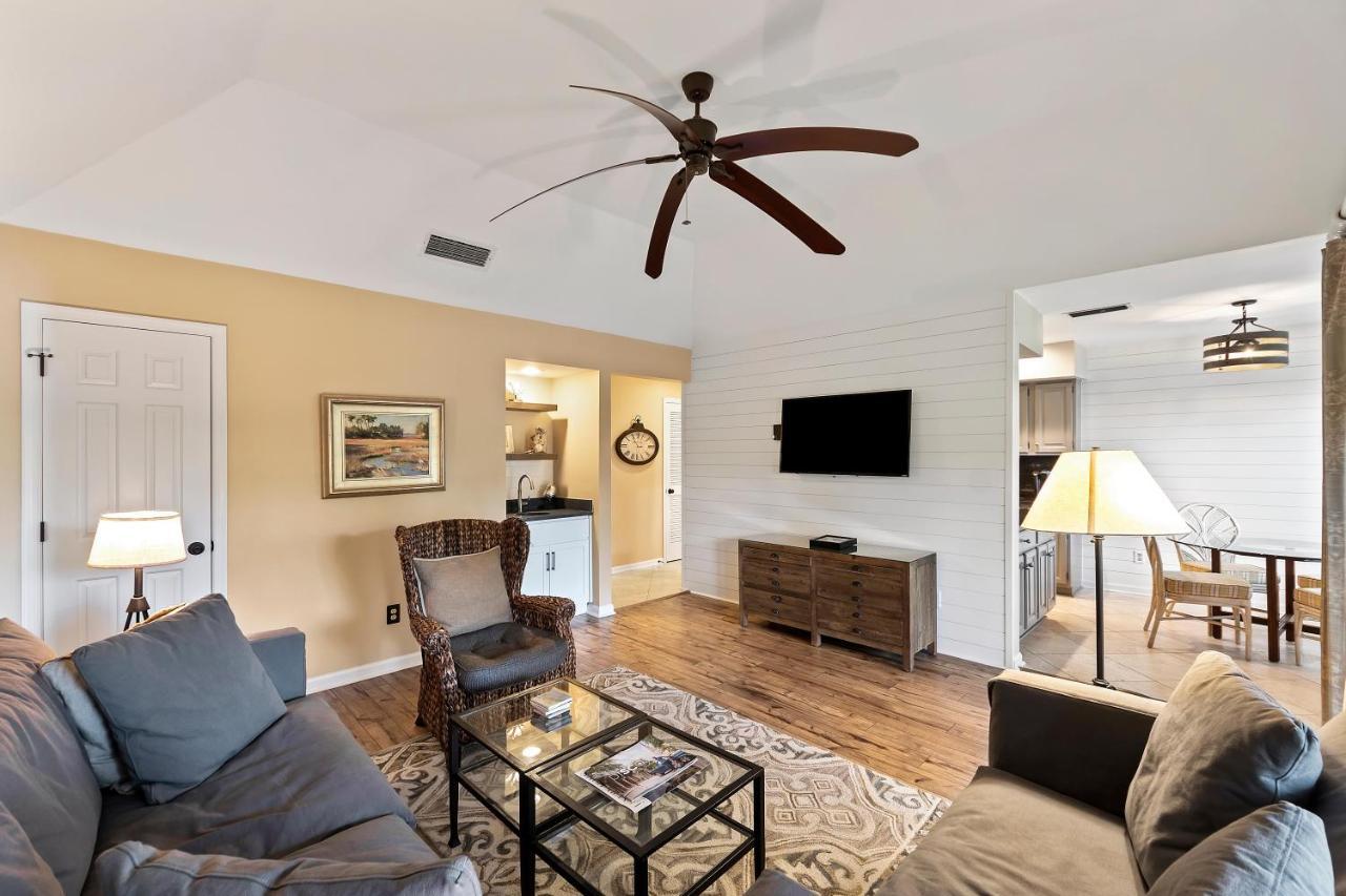 4846 Turtle Cove *