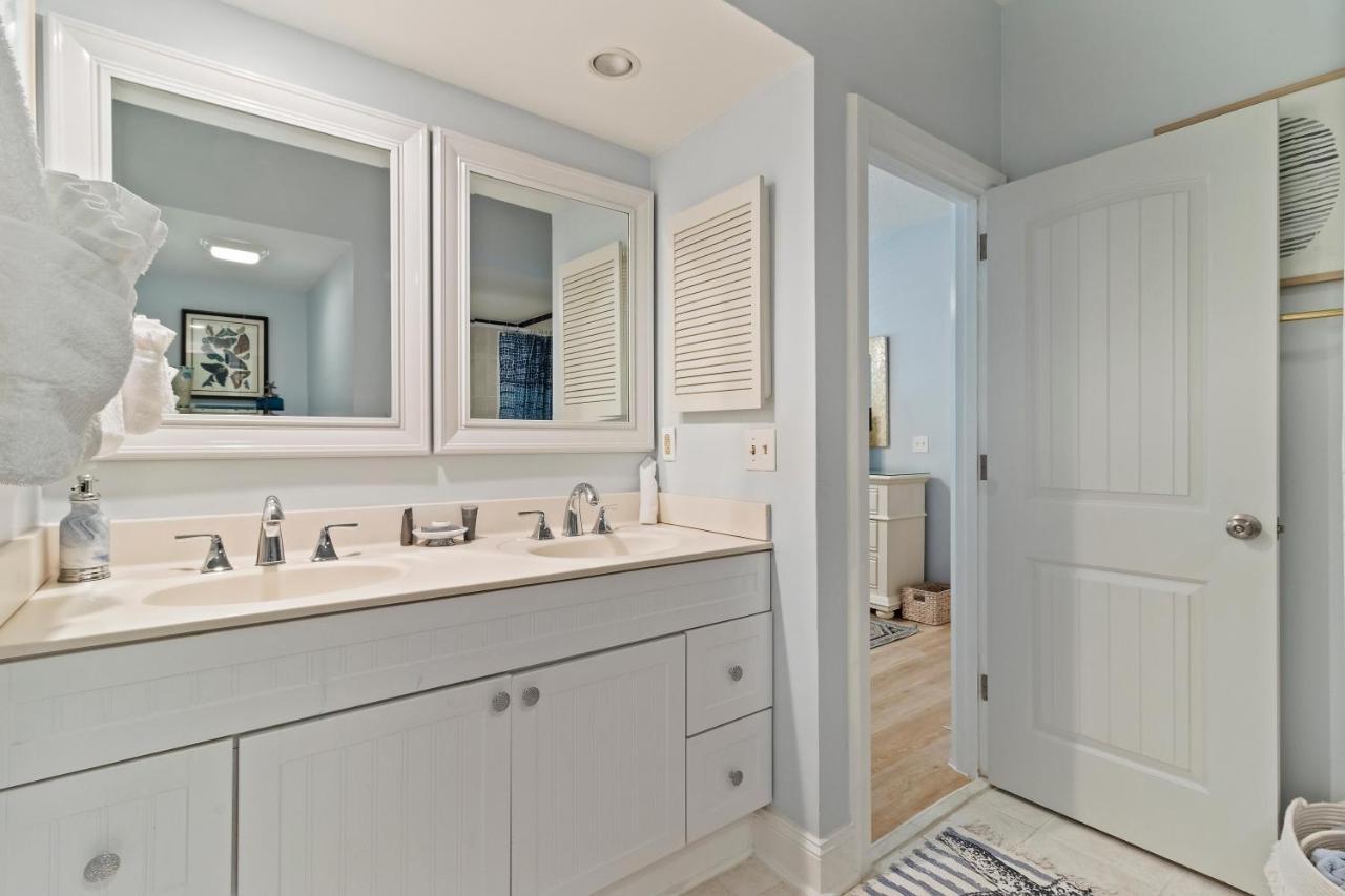 4937 Turtle Point Holiday home *