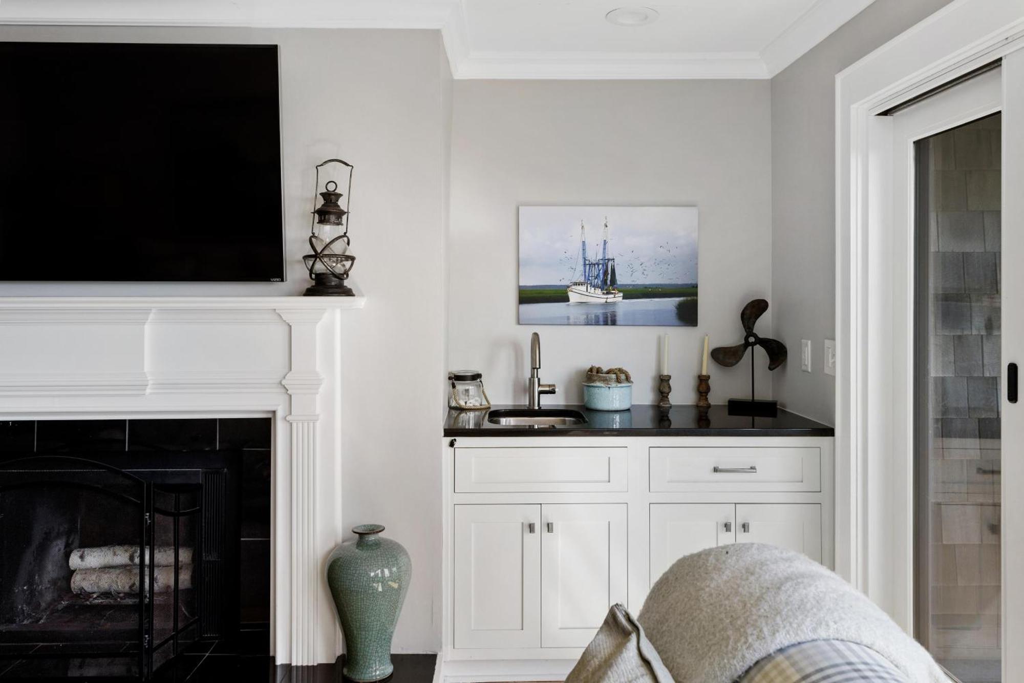 4303 Windswept Oceanfront Villa *