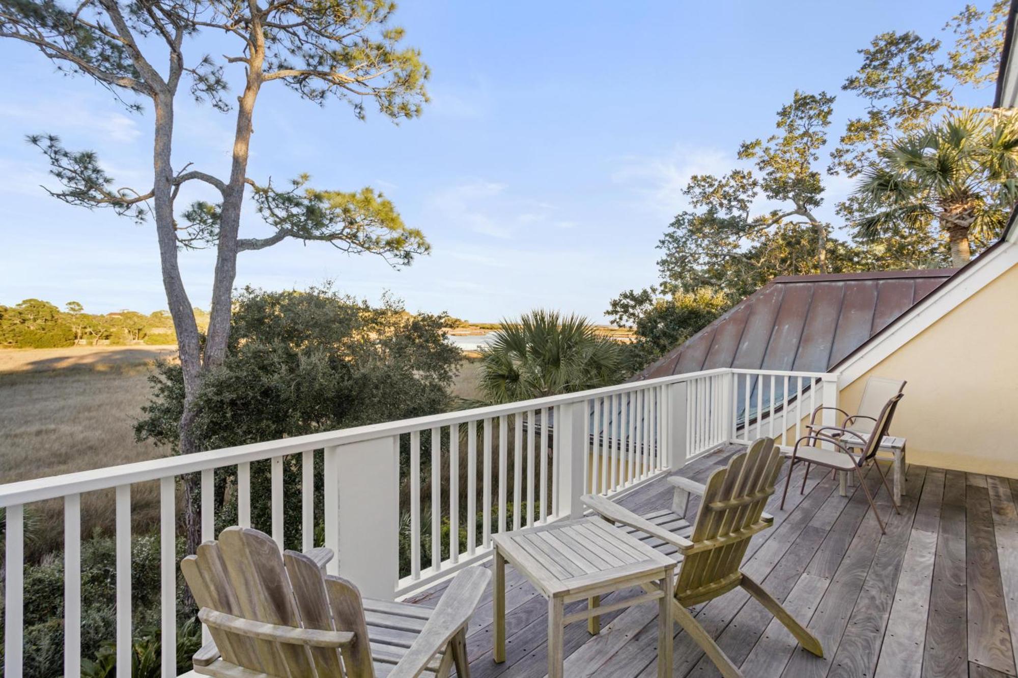 305 Ocean Oaks