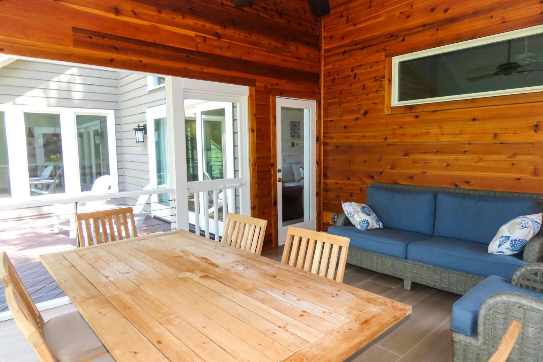 99 Surfscoter Lane Holiday home