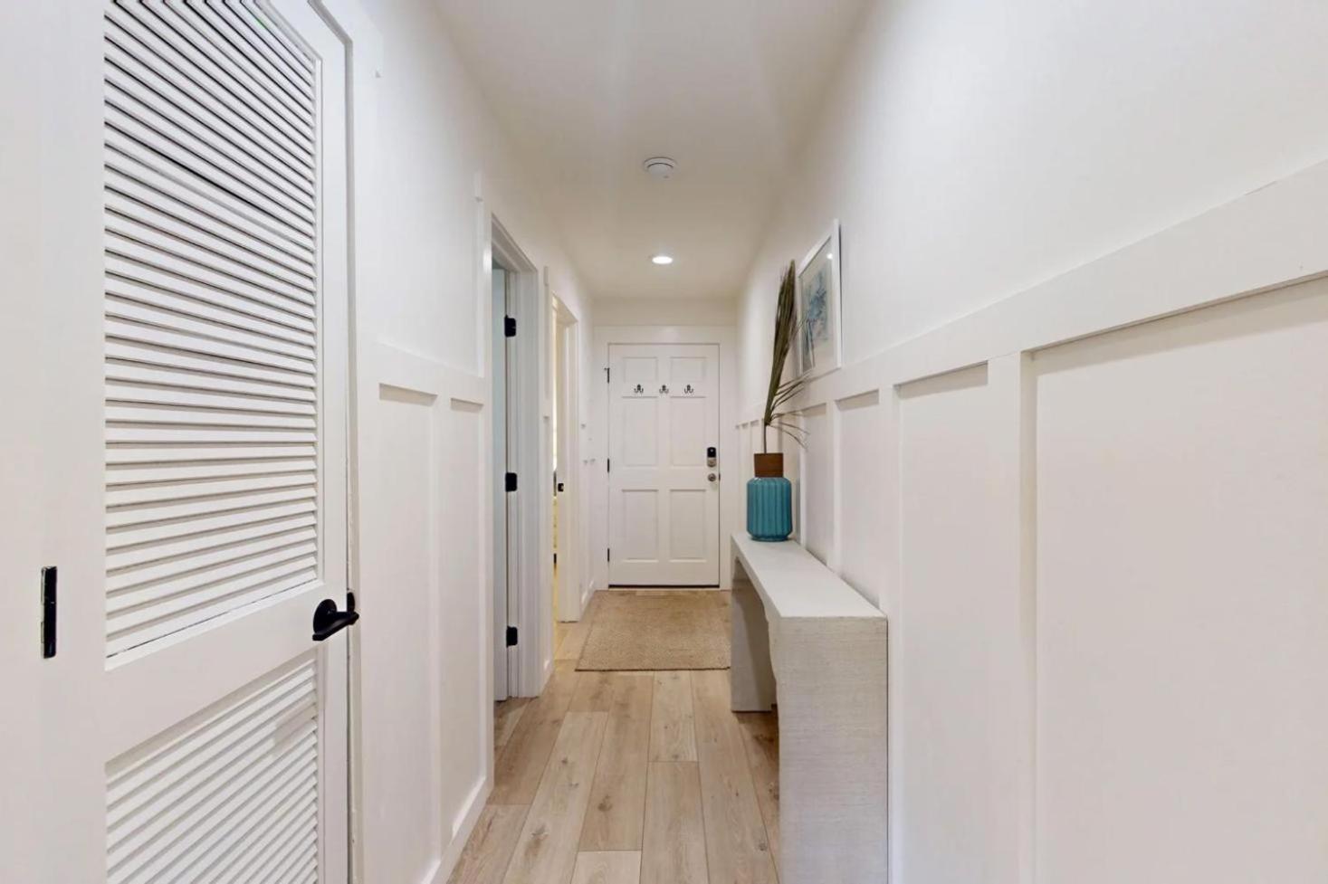 4286 Mariners Watch Lagoon View Villa *