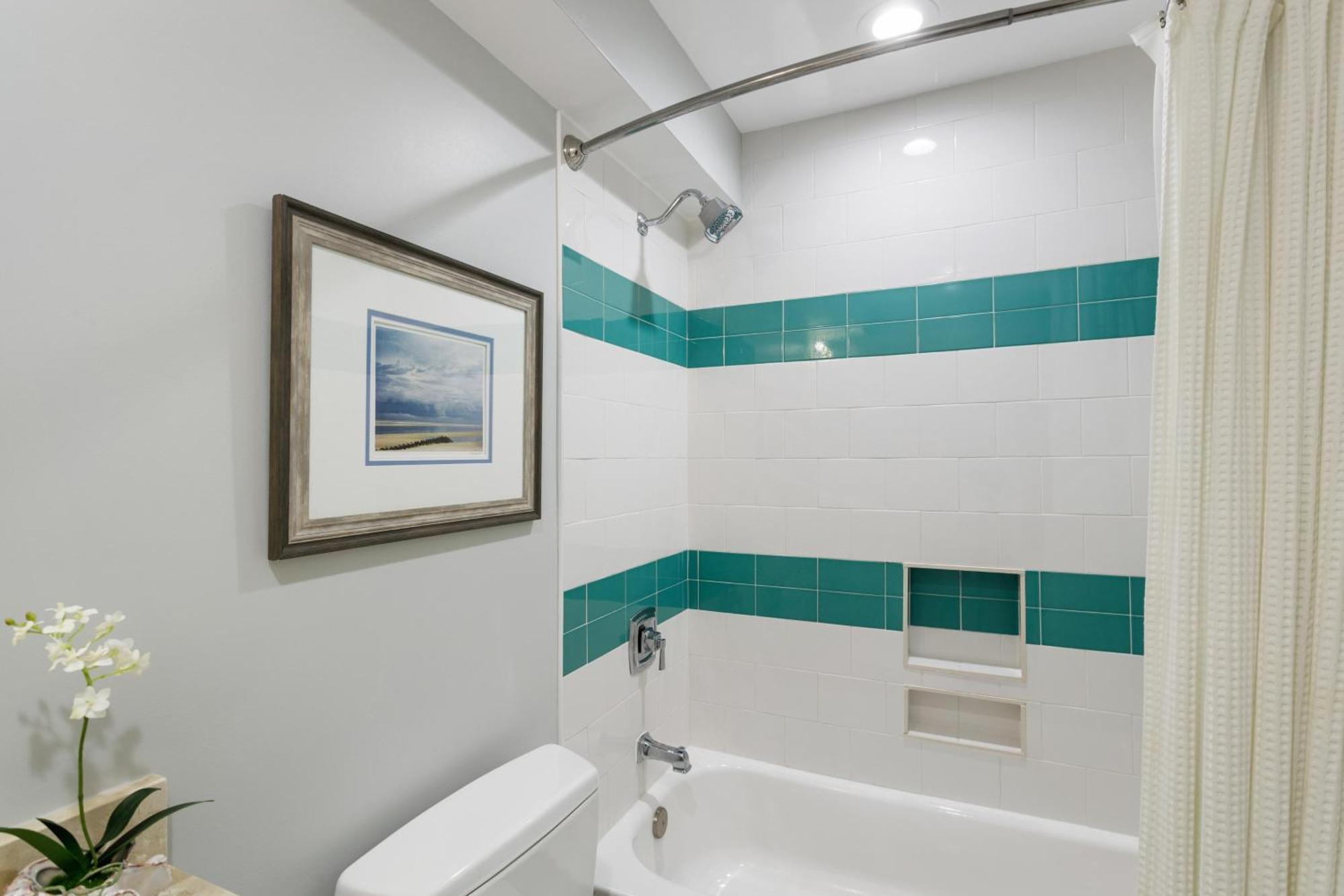 4409 Windswept Oceanside *