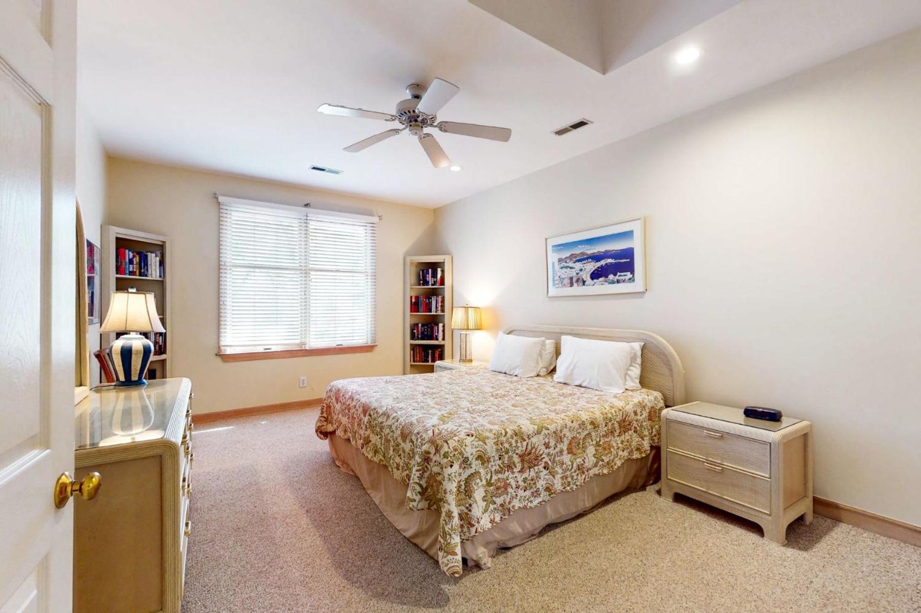 104 Surfscoter Lane Holiday home
