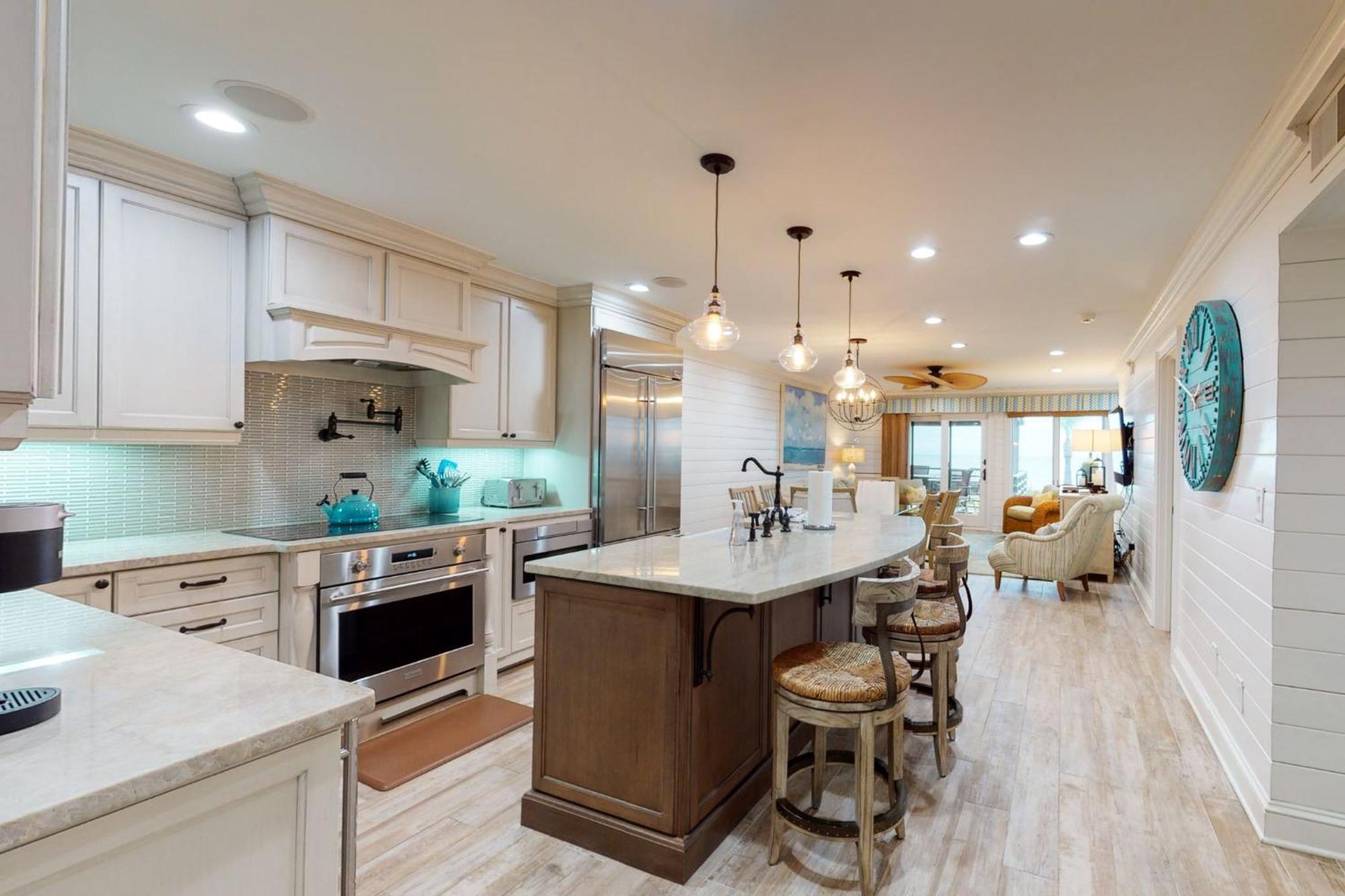 4300 Windswept Oceanfront Villa *