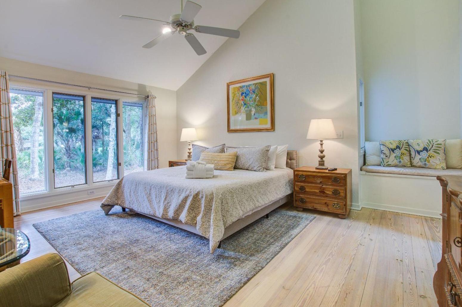 166 Surfsong Rd *