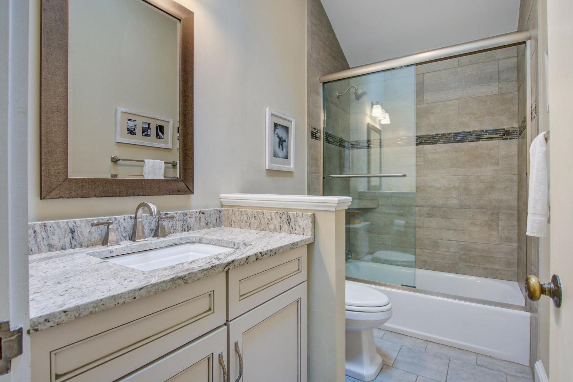 166 Surfsong Rd Holiday home *