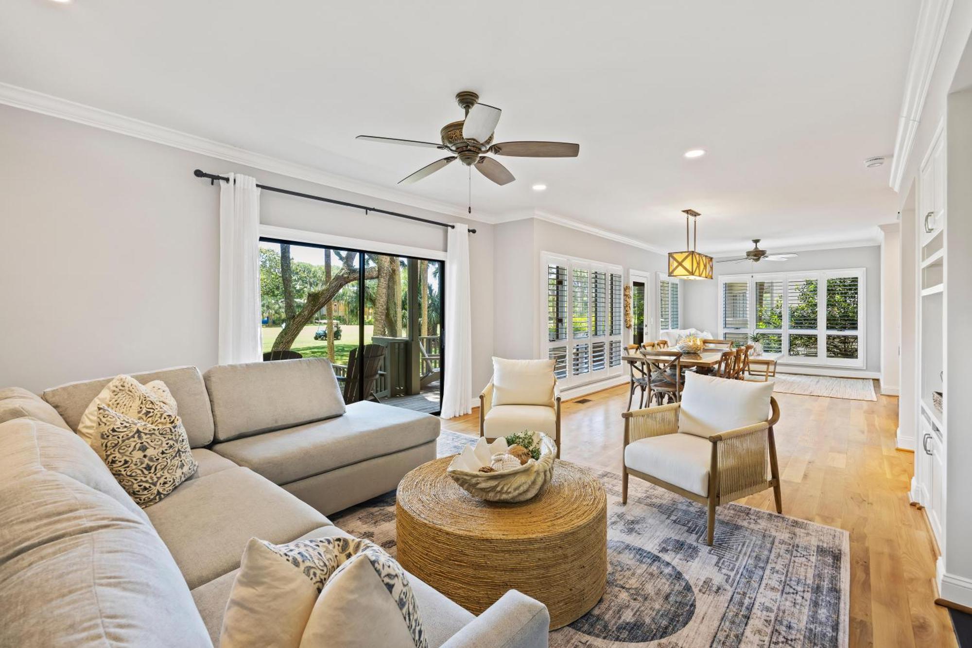 4976 Turtle Point