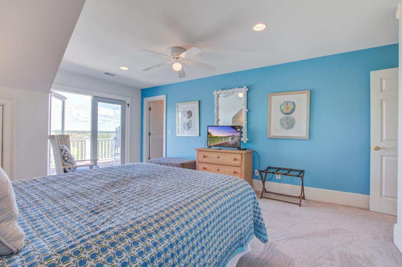 65 Persimmon Ct. *