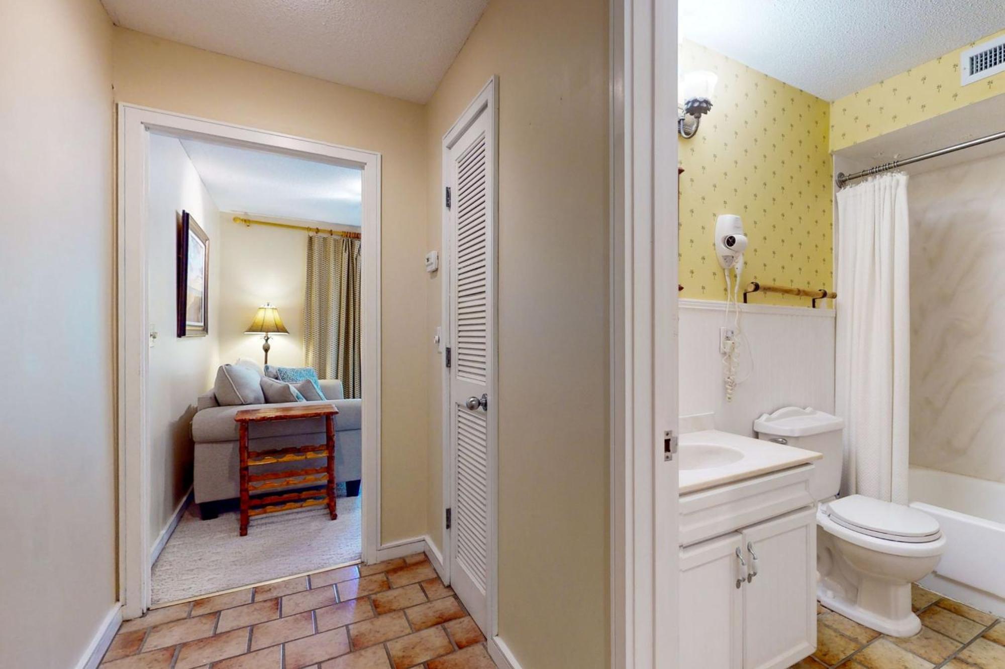 4262 Mariners Watch Lagoon View Villa *