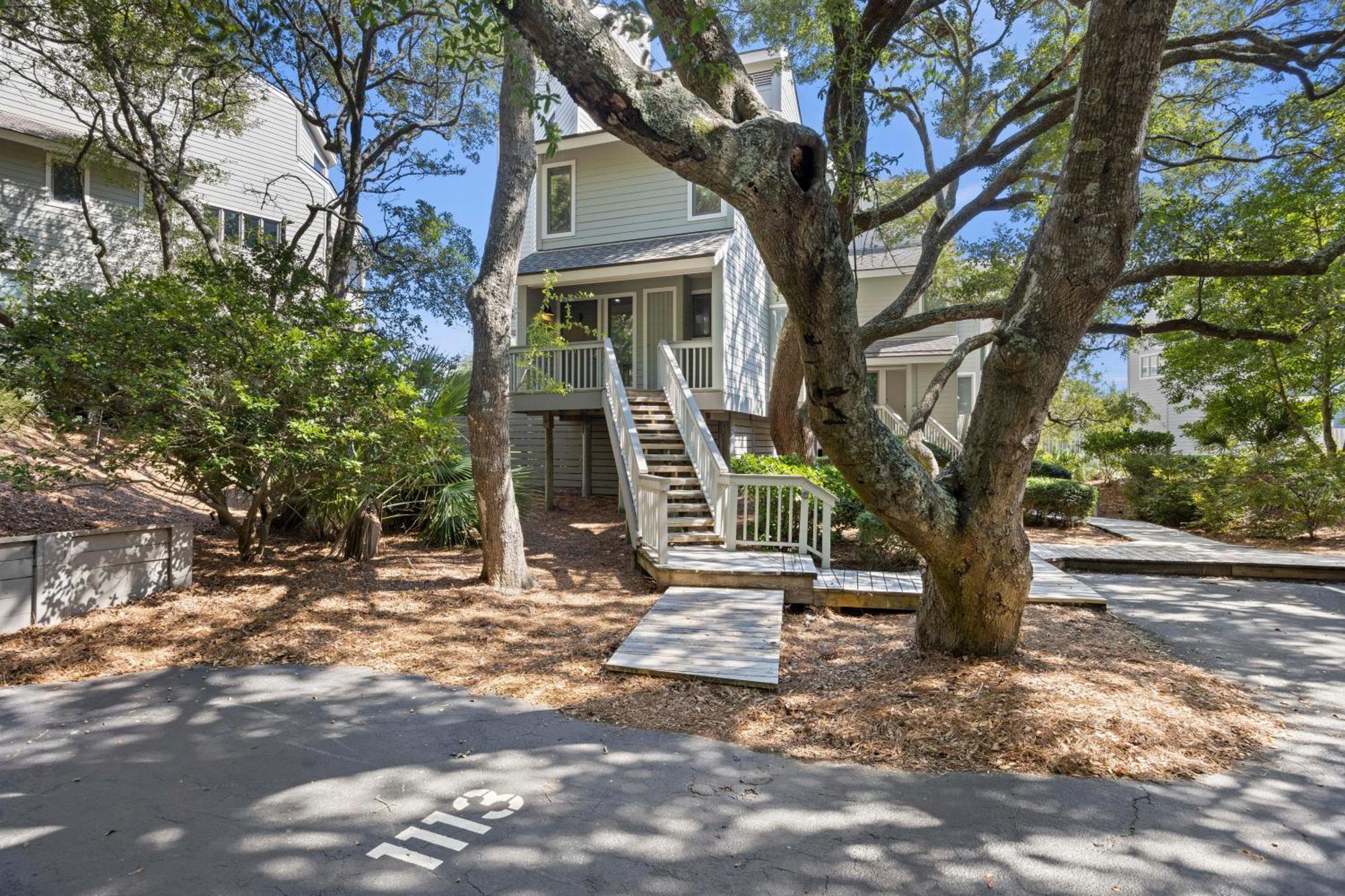 1113 Duneside Drive