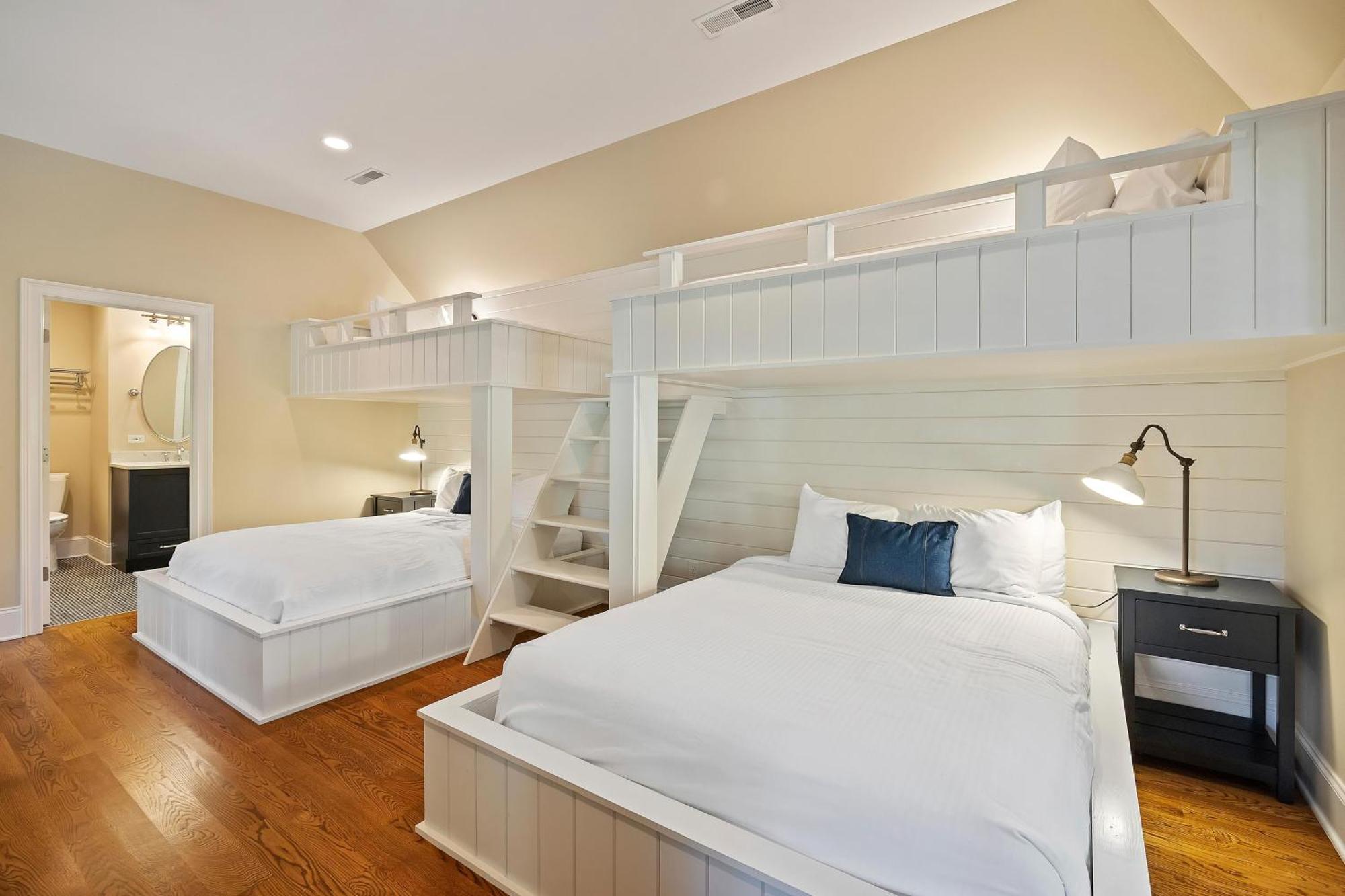 61 Fletcher Hall Holiday home *