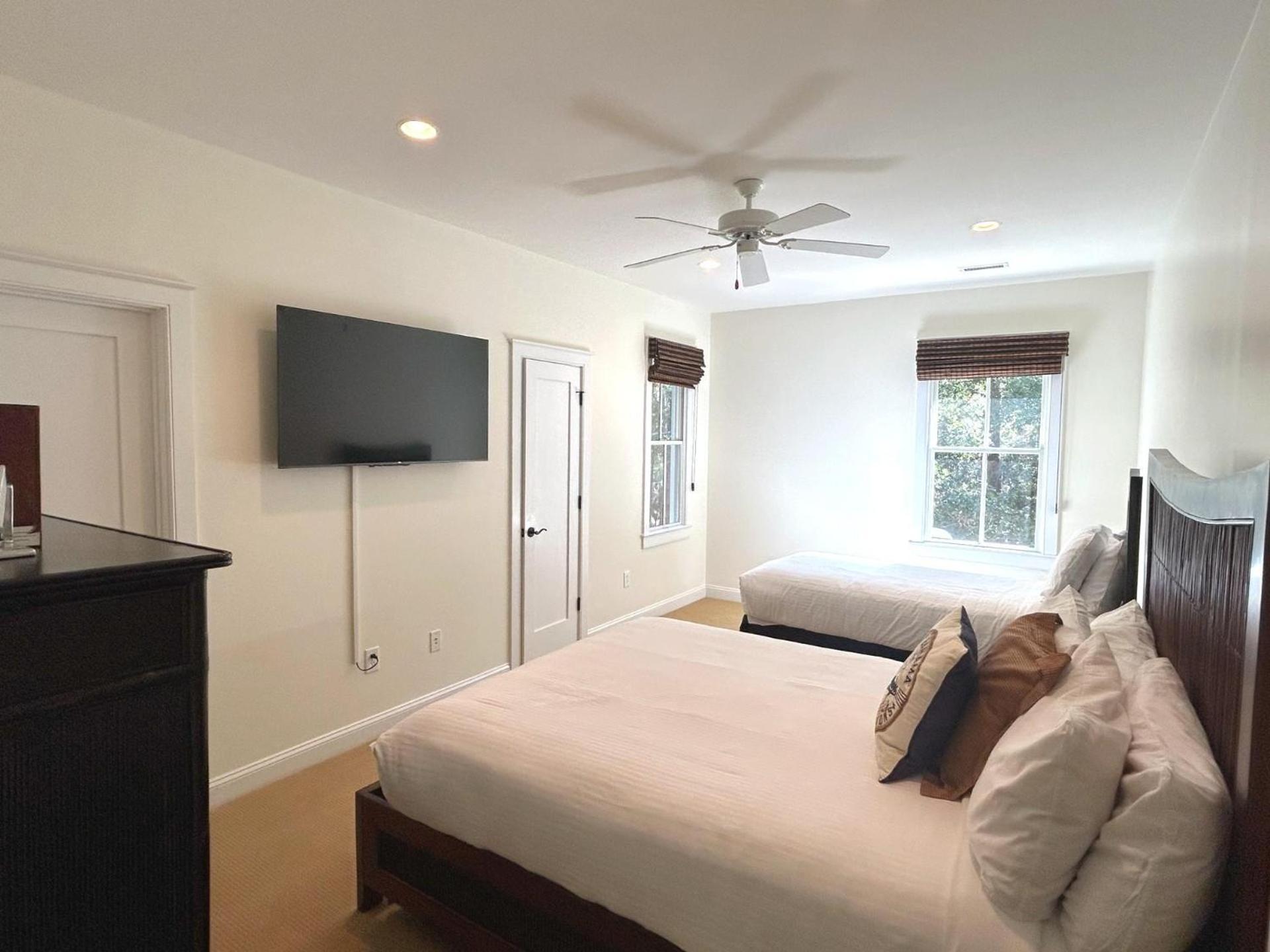 37 Berkshire Hall Holiday home