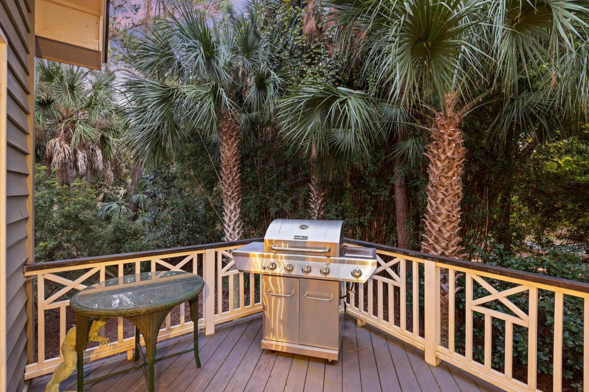 51 Burroughs Hall Holiday home *