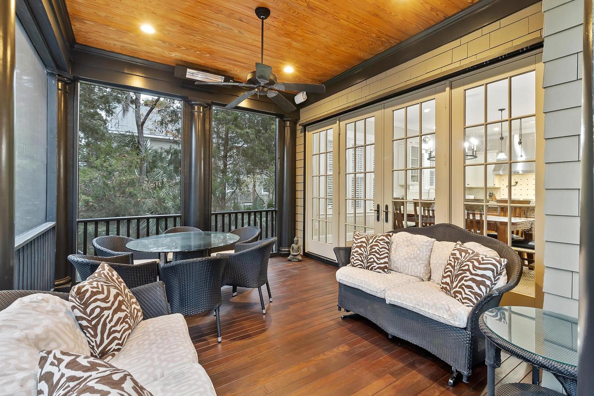 162 Surfsong Road Holiday home