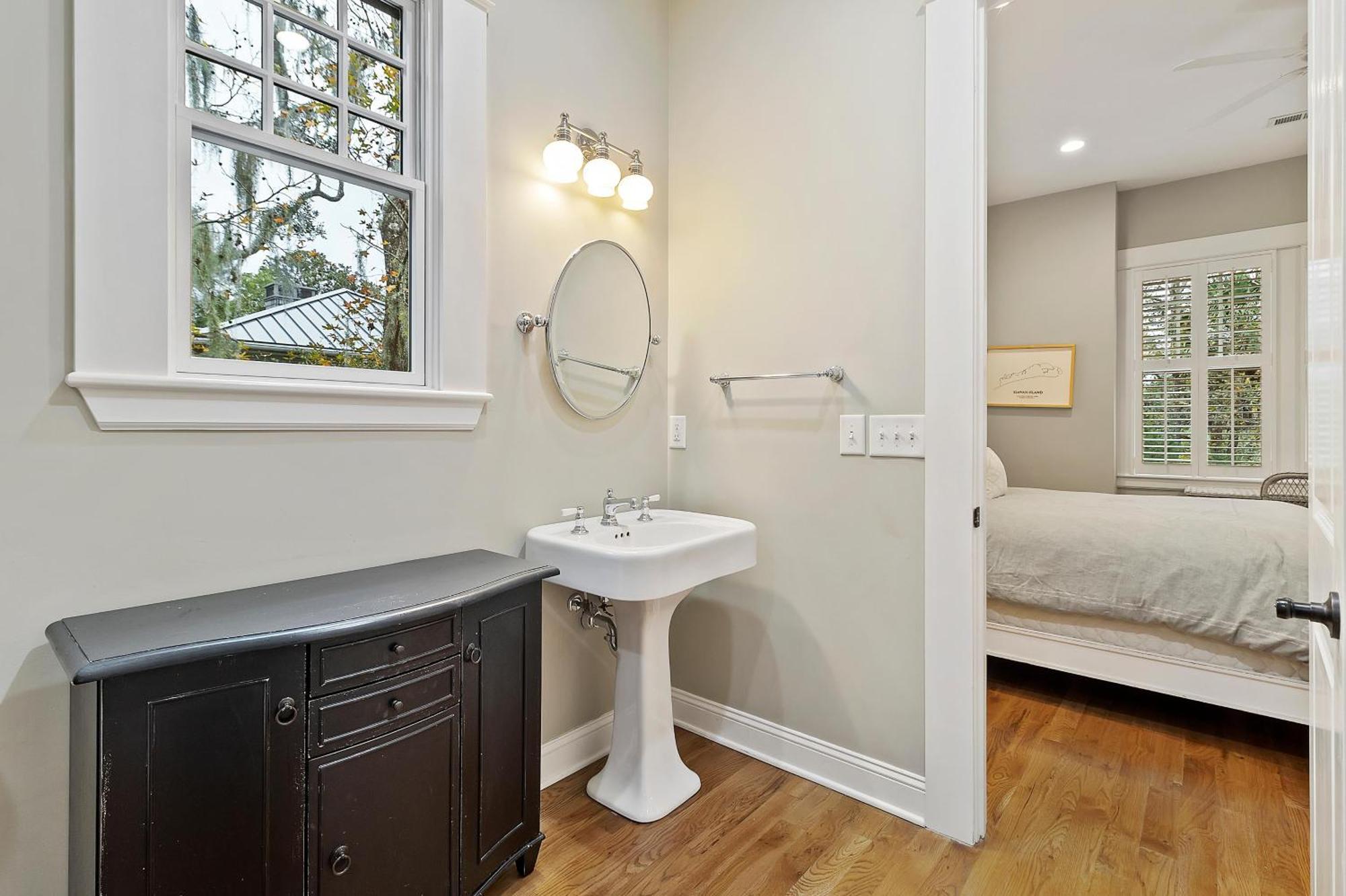 162 Surfsong Road