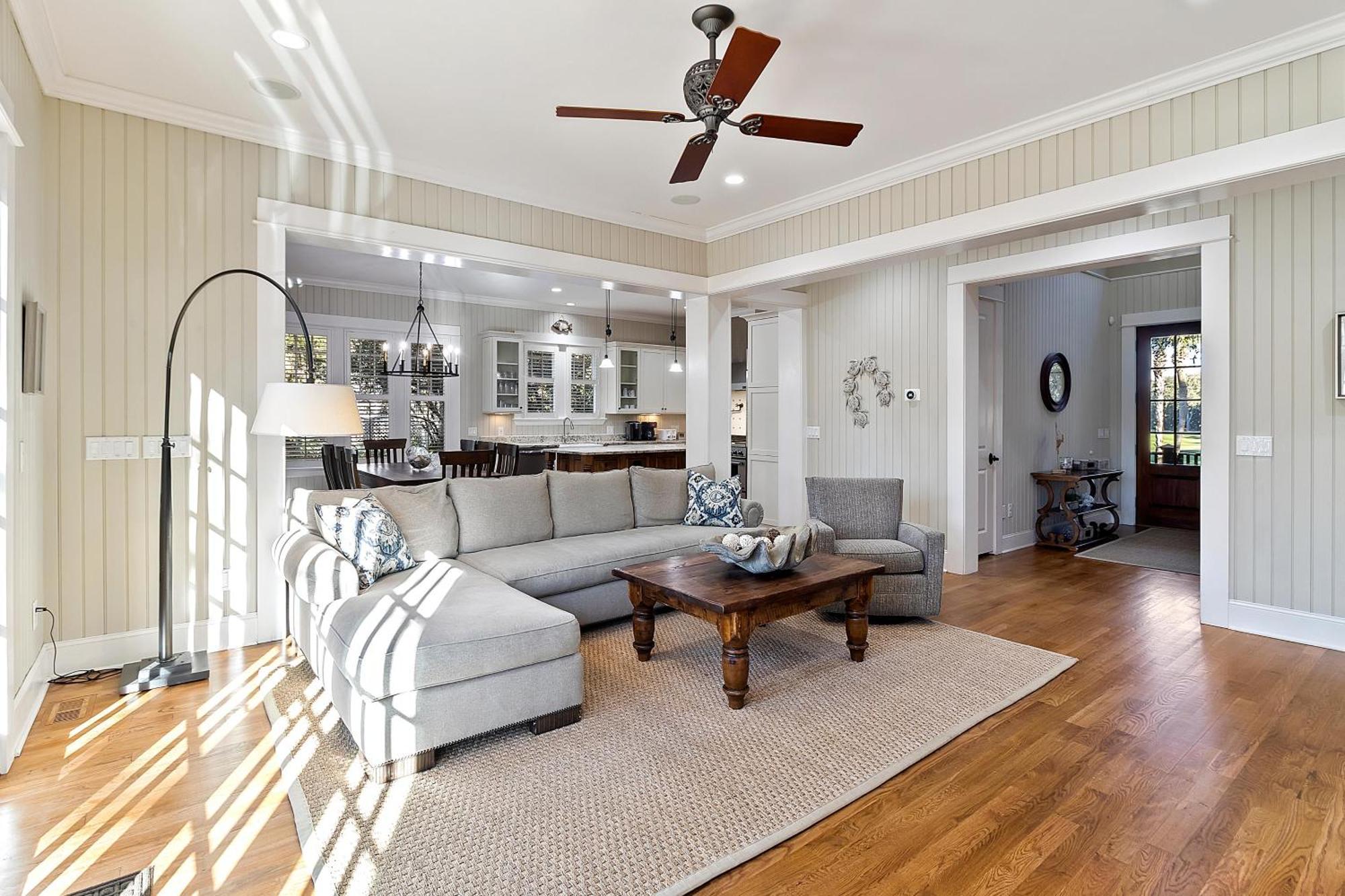 162 Surfsong Road