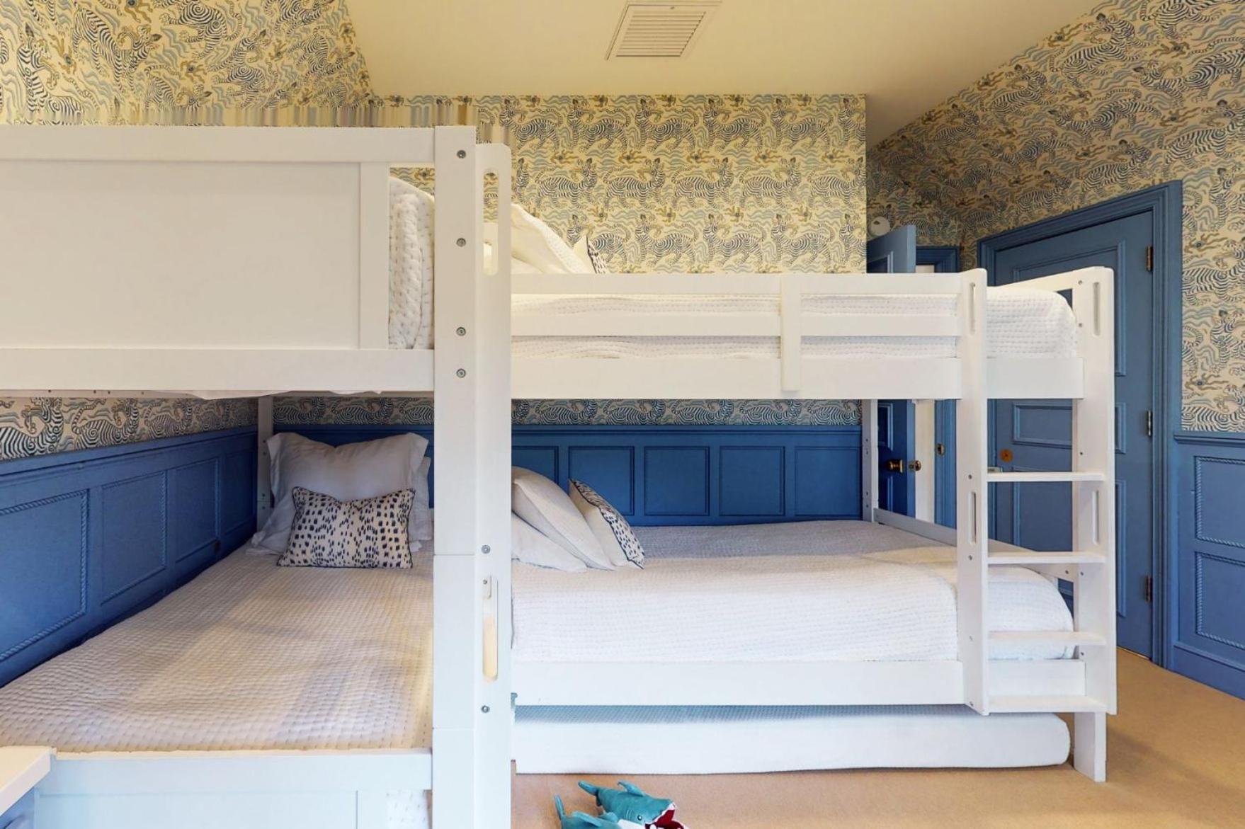 19 Surfsong Rd Holiday home *