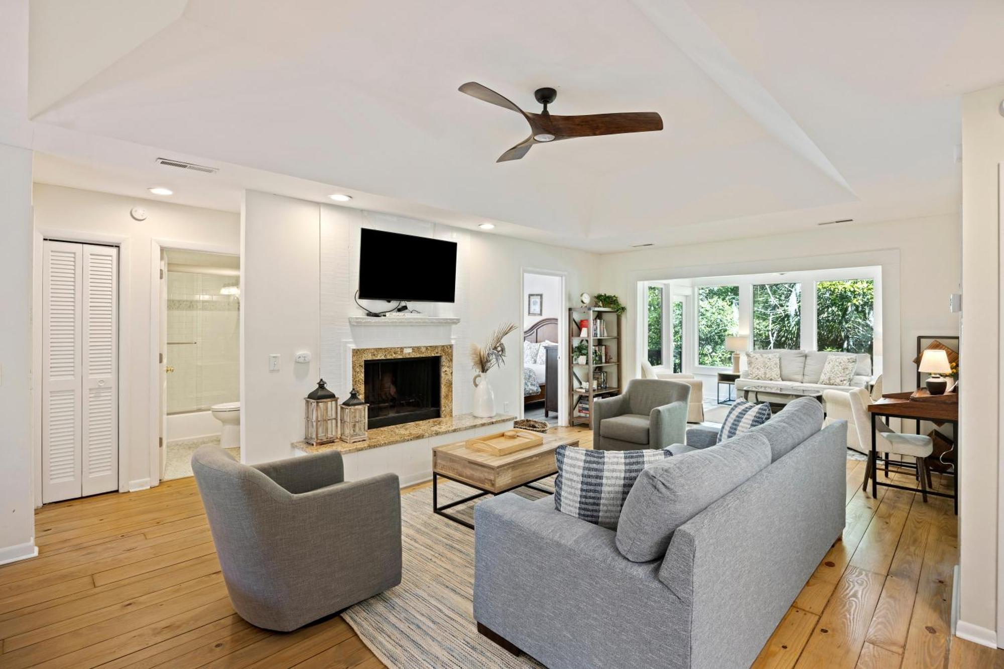 1054 Sparrow Pond * Kiawah Island