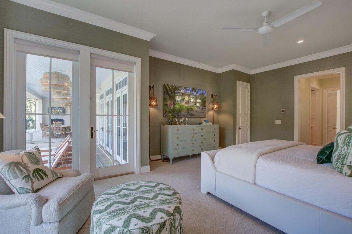 19 Surfsong Rd Holiday home